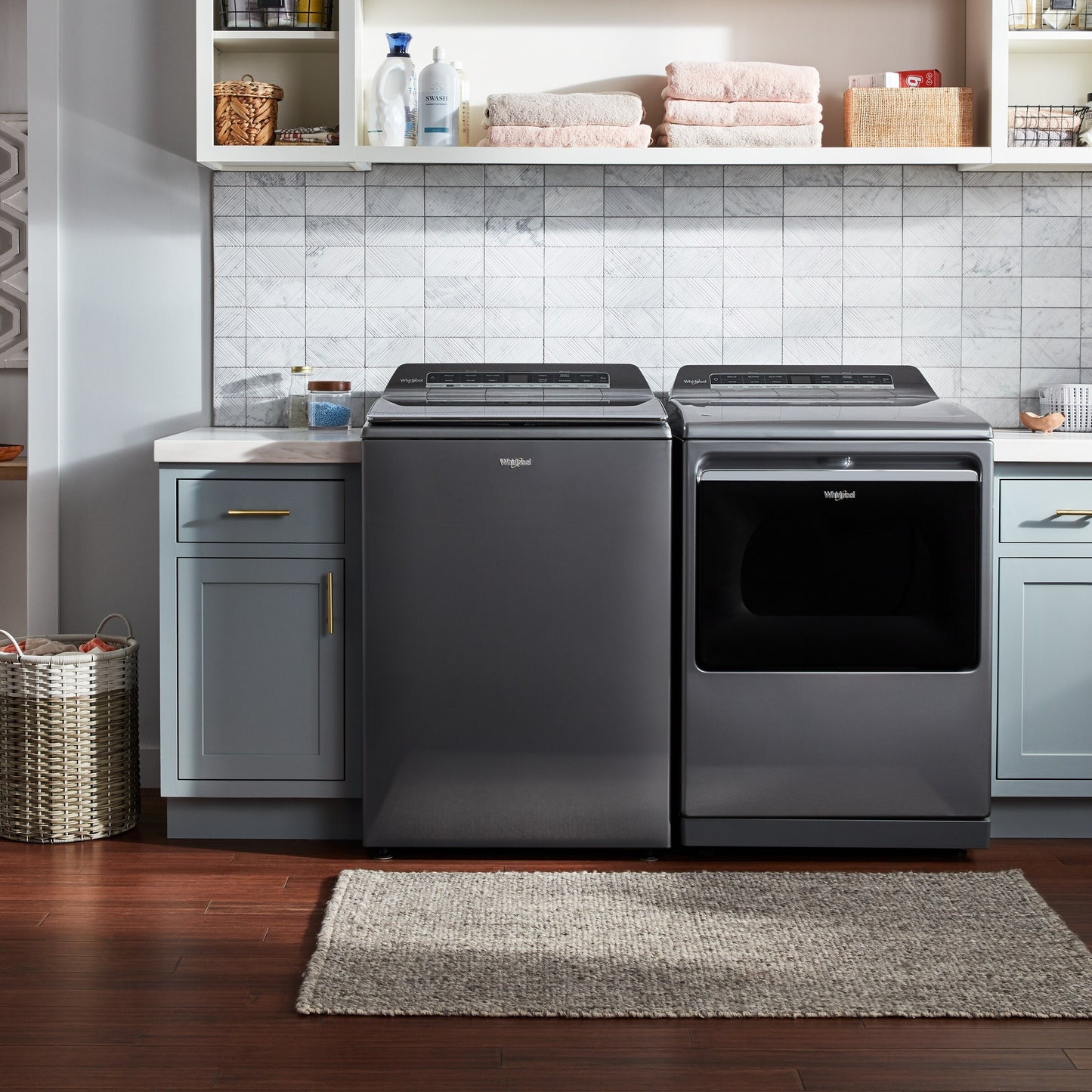 7.4 cu. ft. Top Load Gas Dryer with Advanced Moisture Sensing
