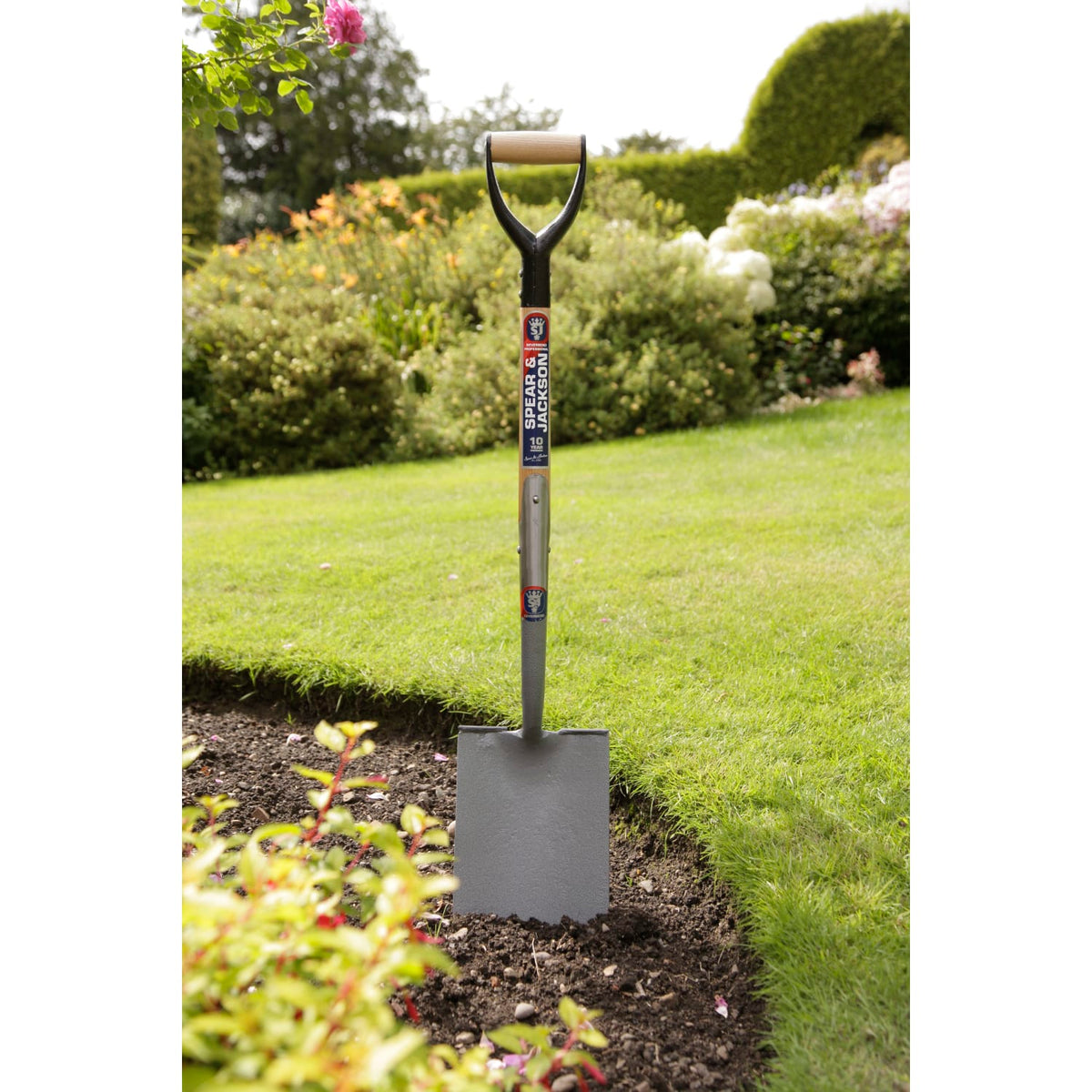 Spear & Jackson Neverbend Professional Treaded Digging Spade