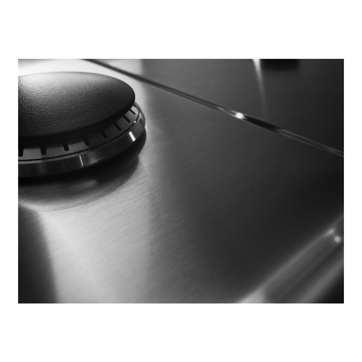 36-inch Wide Gas Cooktop with DuraGuard™ Protective Finish