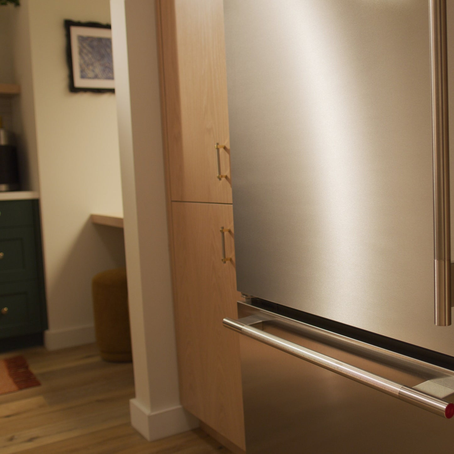 20.8 Cu. Ft. 36-Inch Built-In Bottom Mount Refrigerator with Right Door Swing and Signature Platinum Interior in PrintShield® Finish