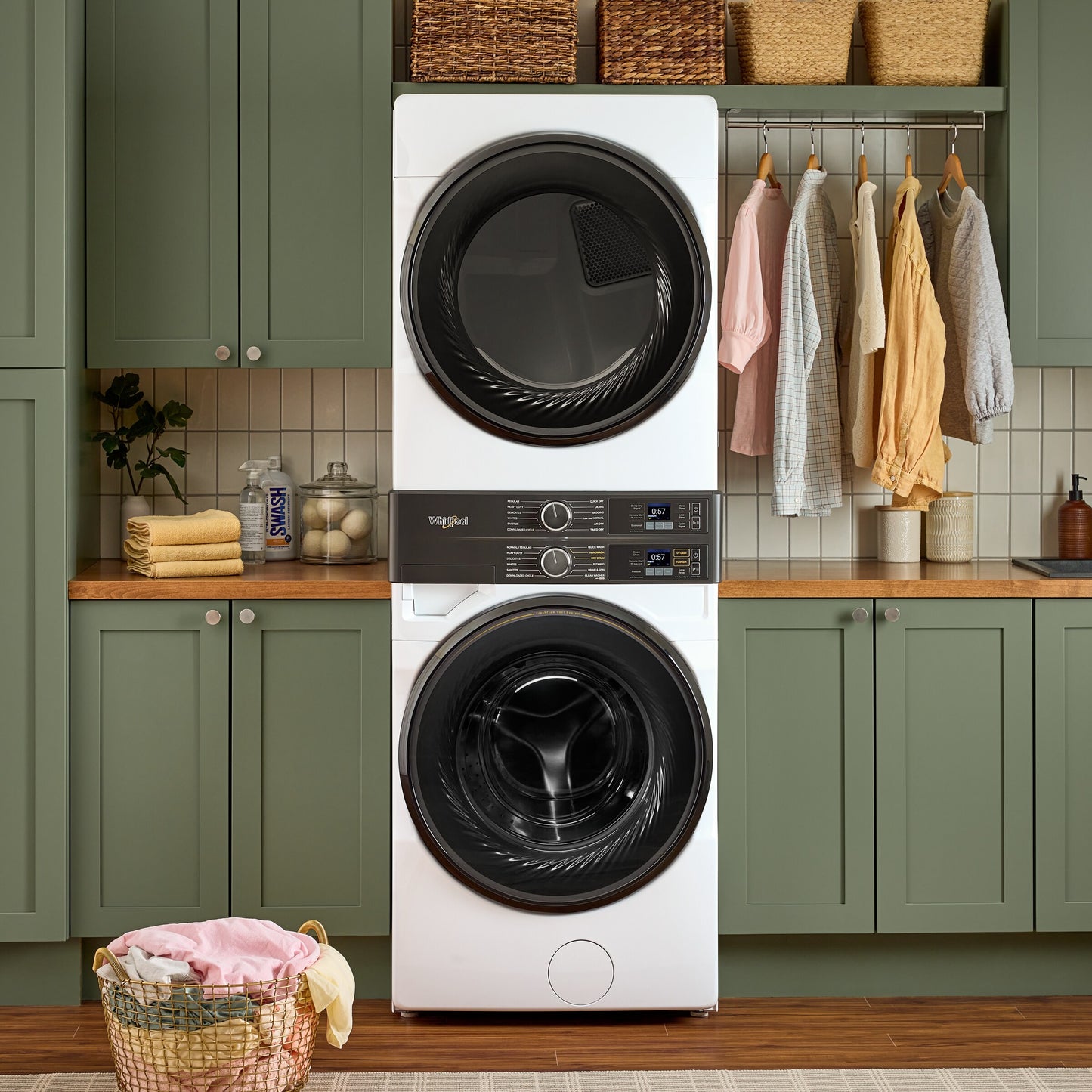 Smart ENERGY STAR® Front Load Laundry Tower with UV Clean Technology & FreshFlowTM Vent System 4.5 cu. ft. Washer & 7.4 cu. ft. Gas Dryer