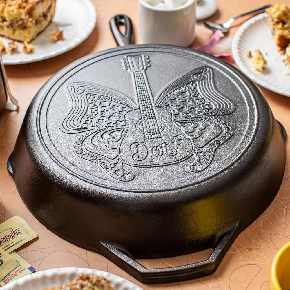 12-inch cast iron skillet with butterfly and guitar embossed design for kitchenware and Lodge cast iron collections