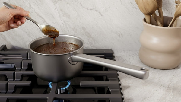 300 Series, Slide-in Gas Range, Stainless Steel