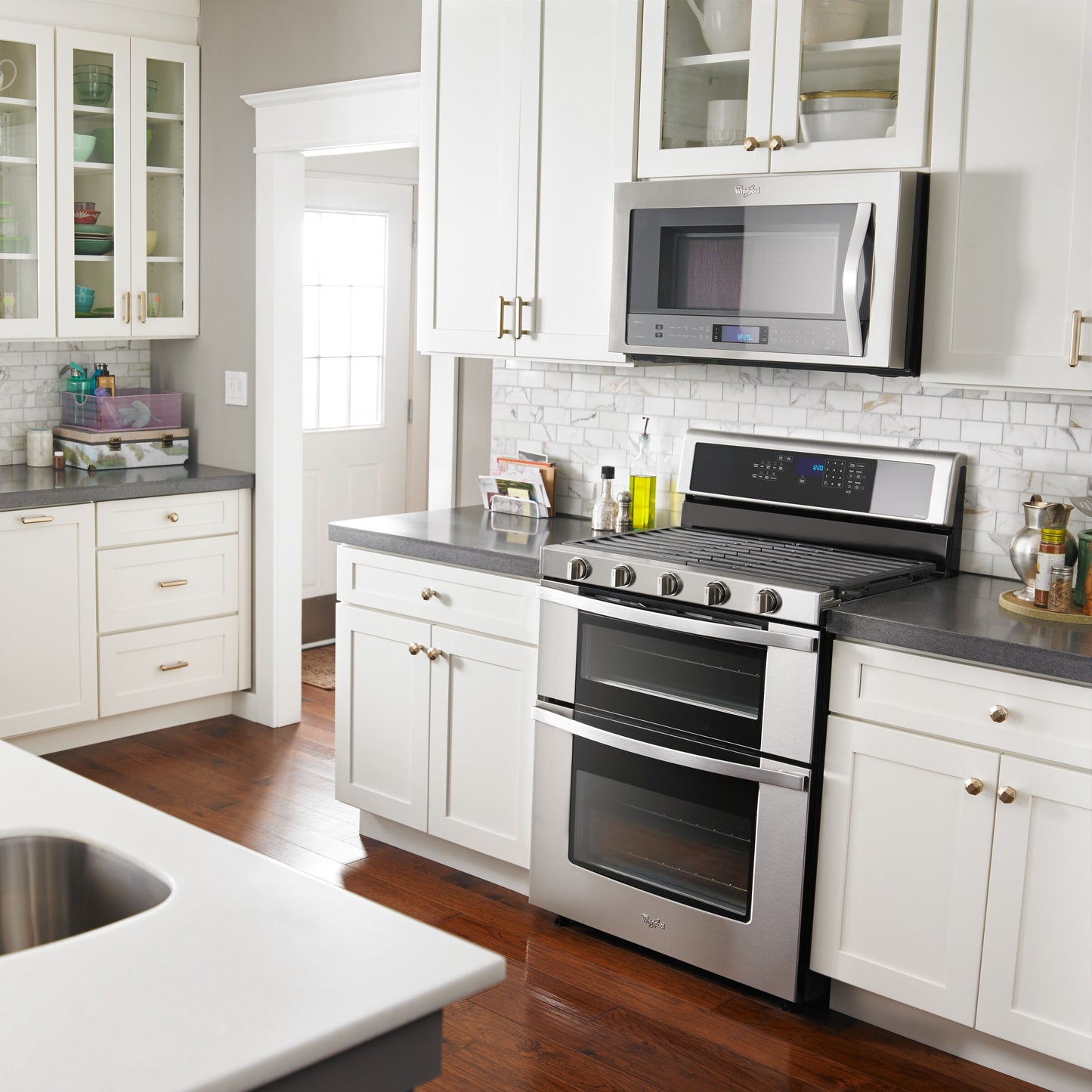 6.0 Cu. Ft. Gas Double Oven Range with EZ-2-Lift™ Hinged Grates