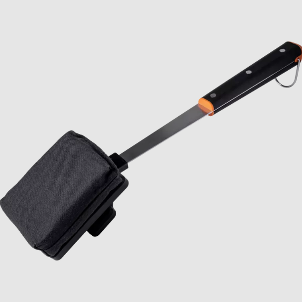 Traeger BBQ Steam n’ Clean Grill Brush