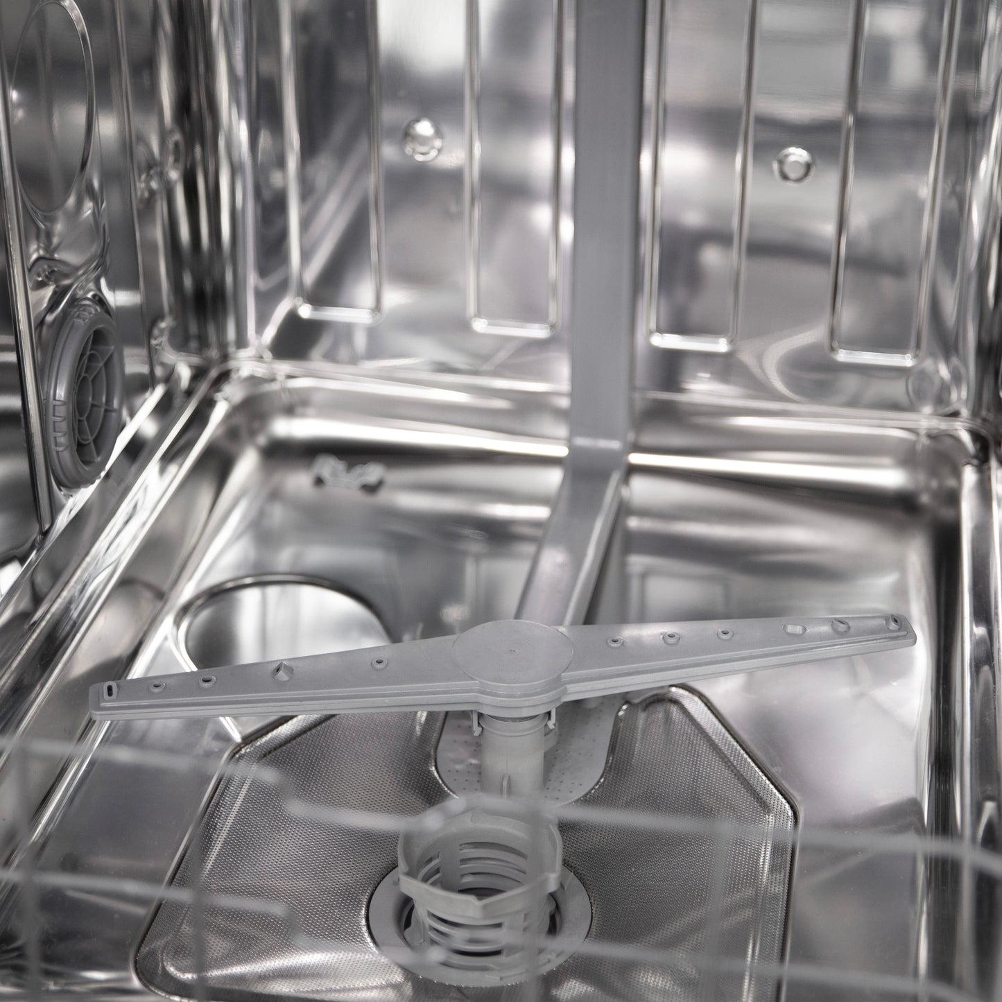 Avanti 18" Built In Dishwasher - Stainless Steel