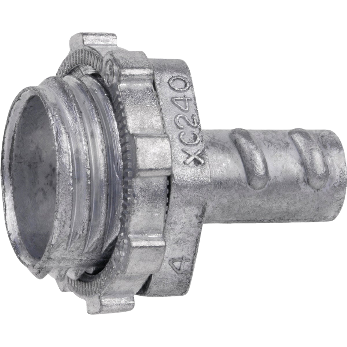 Metal screw-in connector for armored cable and flexible metallic conduit in home improvement applications