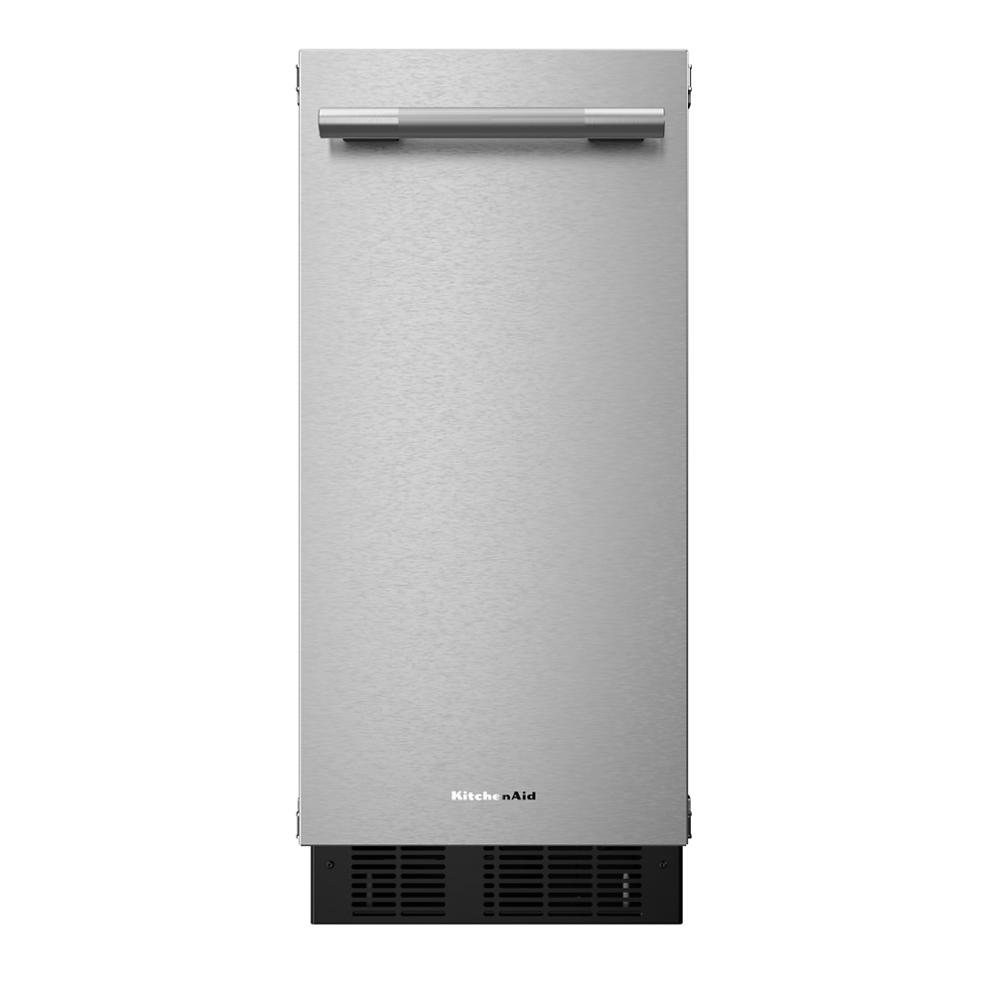 15-inch built-in ice maker with stainless steel PrintShield™ finish for modern kitchens and appliance collections
