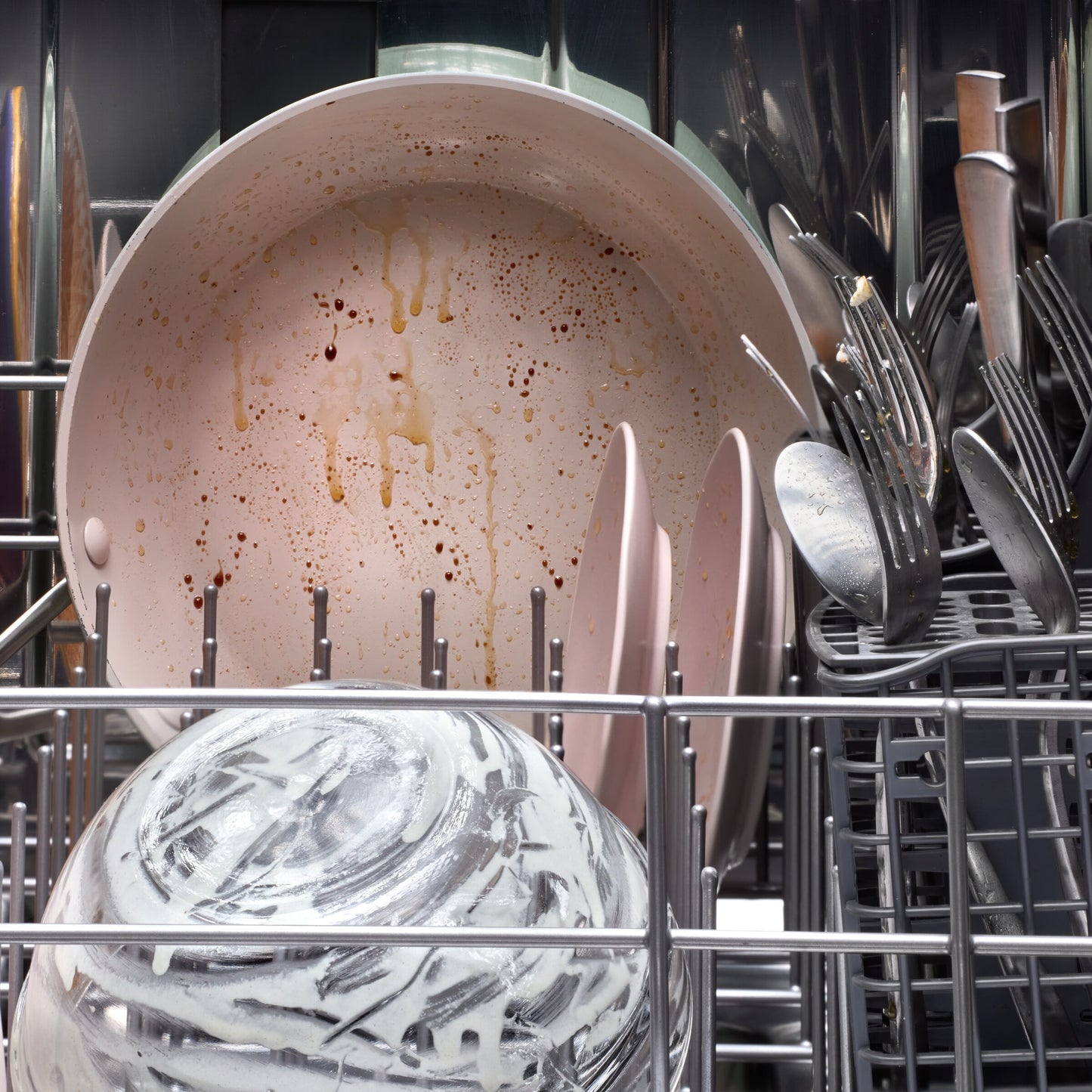24” Stainless Steel Dishwasher with AI Intelligent Wash - 47 dBA