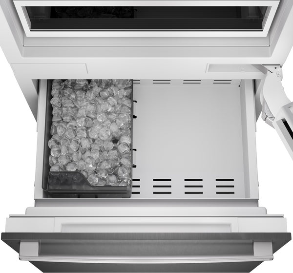 Benchmark™, Built-in Bottom Freezer Refrigerator, 30'', Softclose® Flat Hinge